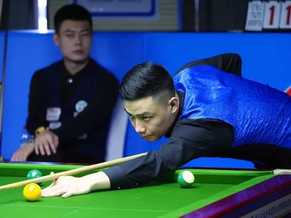 的年轻人勇 的年轻人勇